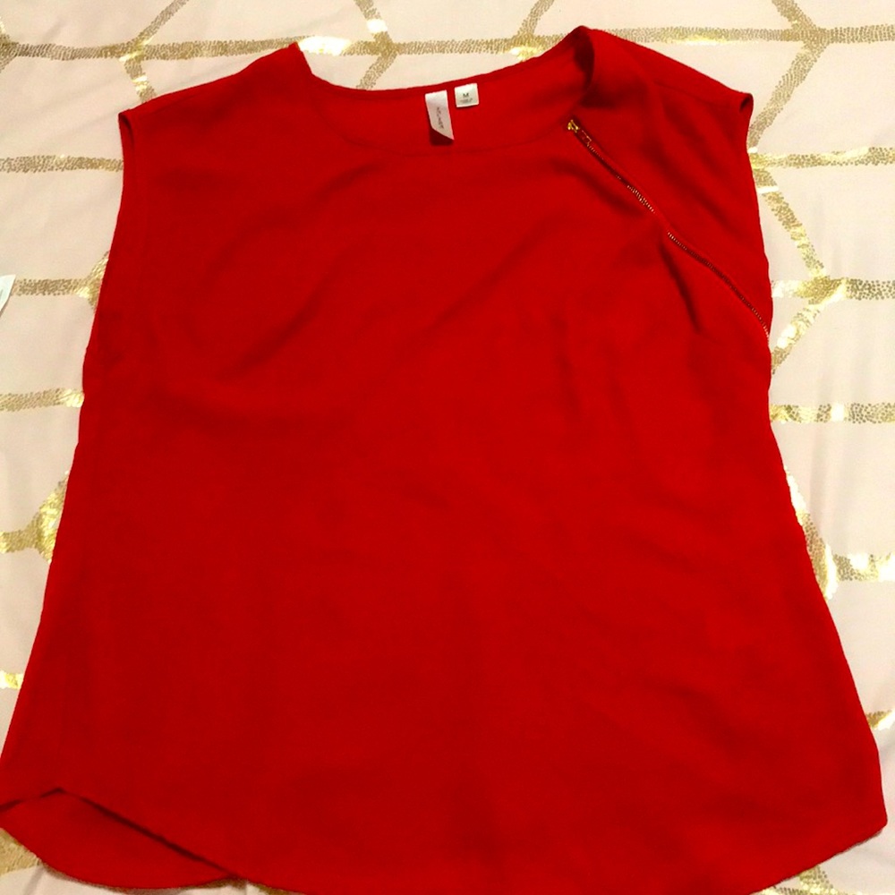 Red Tacera top